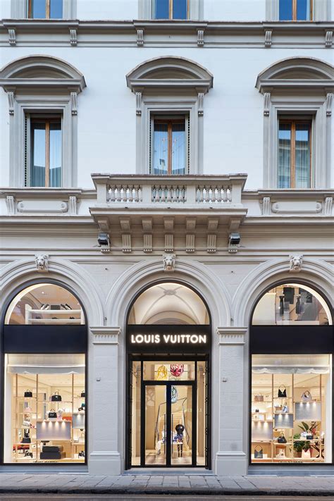 lv negozio|louis vuitton firenze italy.